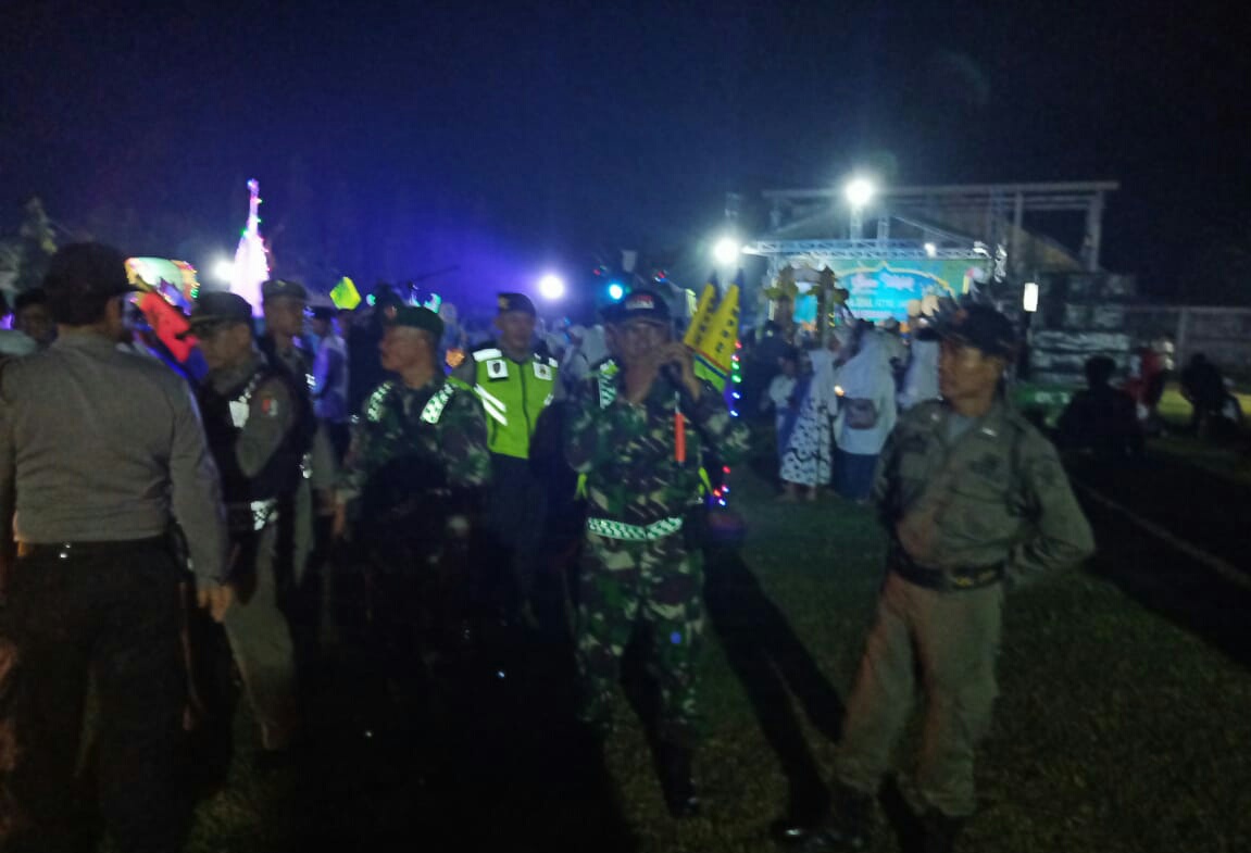 Pengamanan takbir keliling