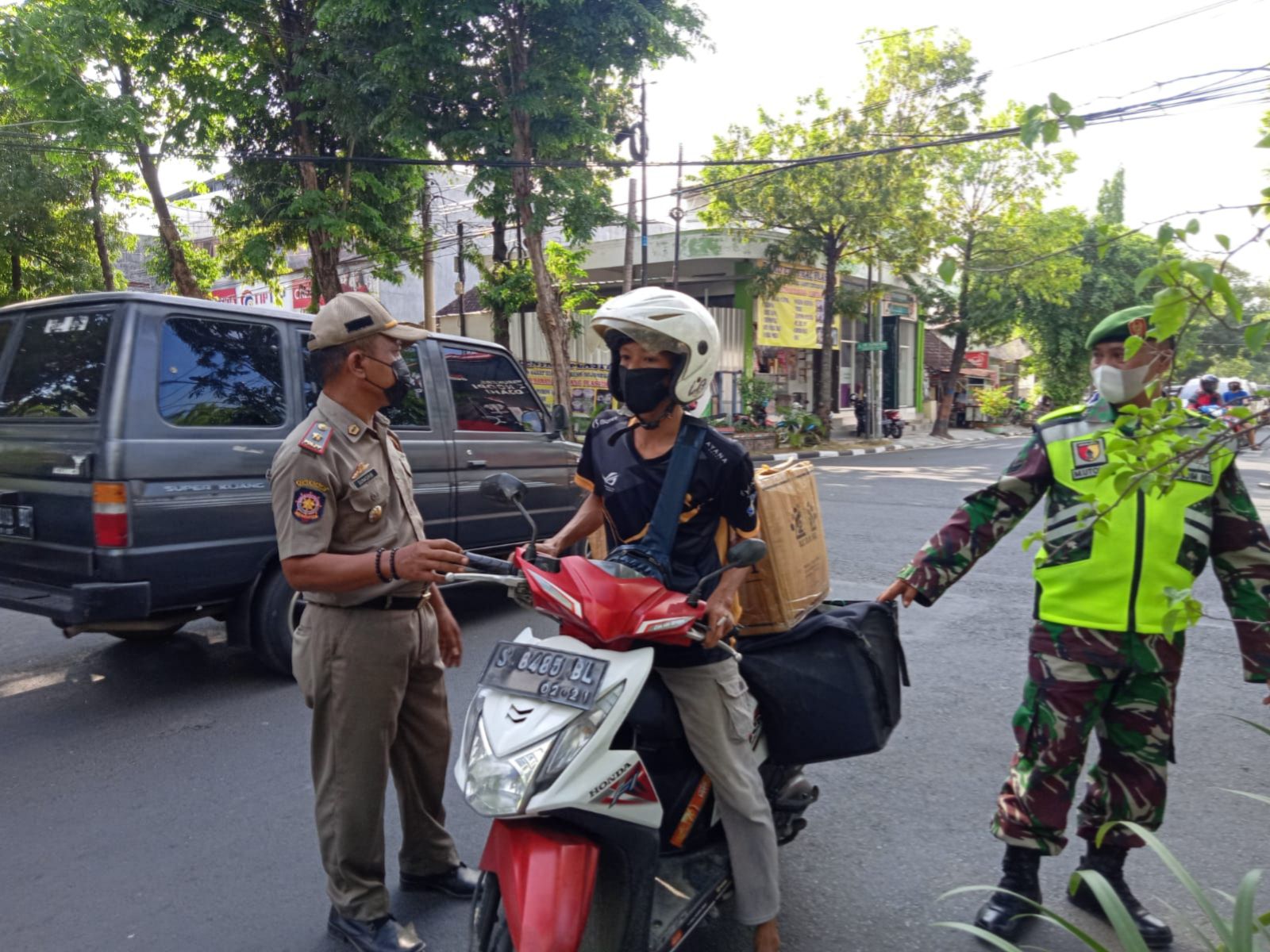 PENEGAKAN PROKES COVID-19 DAN PPKM DARURAT