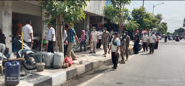 Penertiban dan penataan pedagang di Pasar Kota Bojonegoro