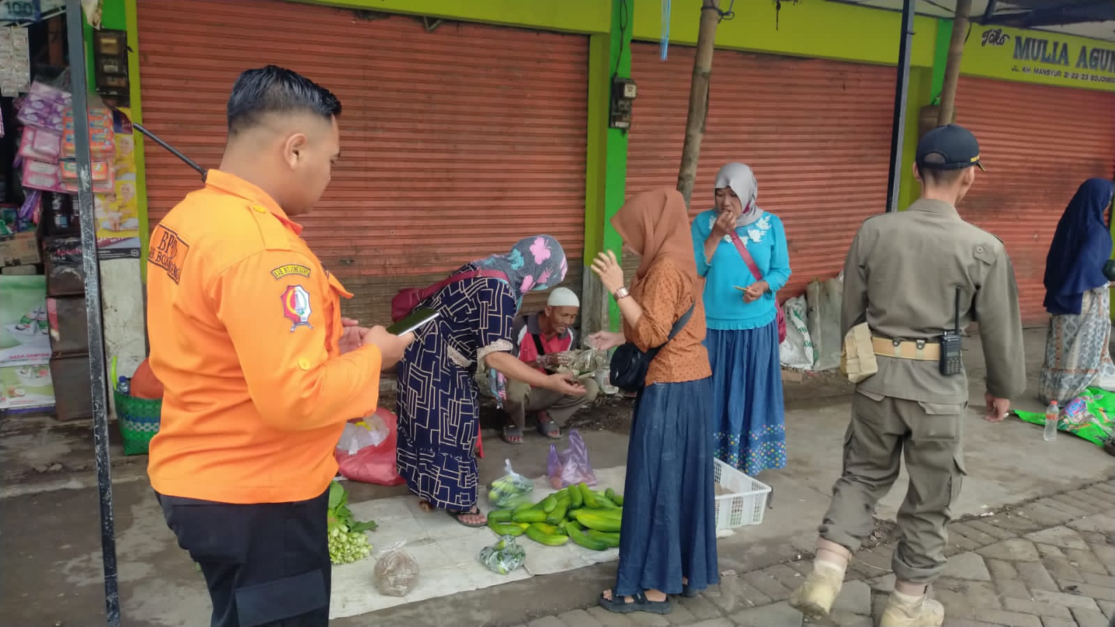 Pemerintah Kabupaten Bojonegoro terus melaksanakan penataan pasar di dalam pasar kota Bojonegoro